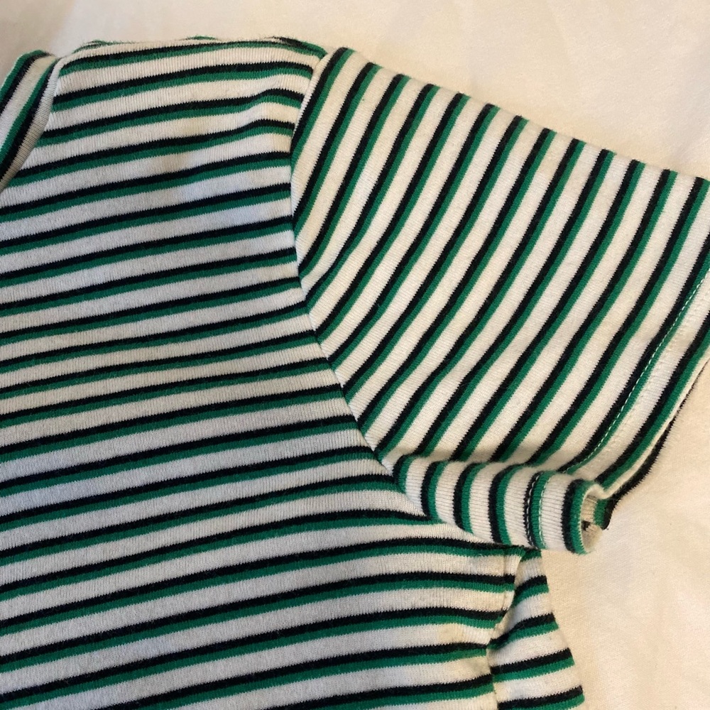 Retro green stripped basic tee